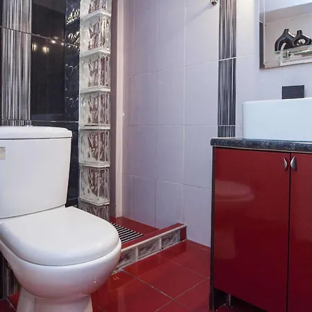 Apartment Stylish Renovated 2 Bd In Exarcheia Athens